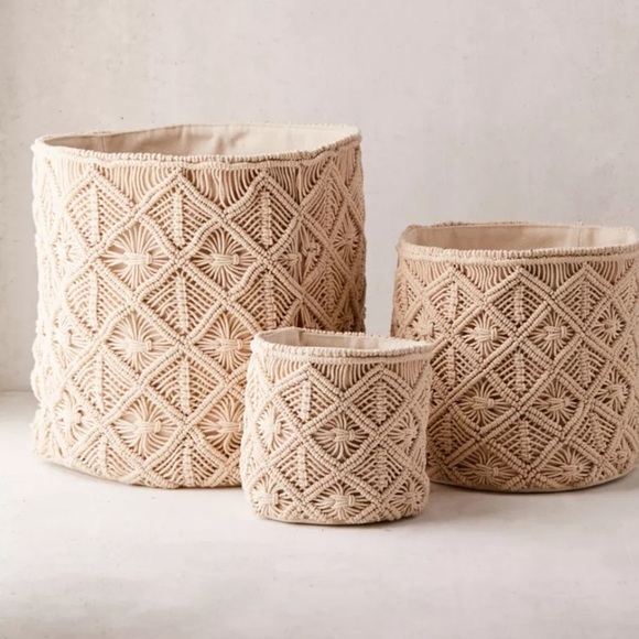 NWT Urban Outfitters Macramé Rattan Catch-All Basket- Small - Picture 2 of 12